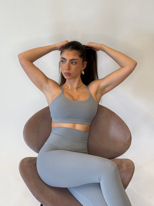 מה ההבדל בין חזיות ספורט לחזיות רגילות?