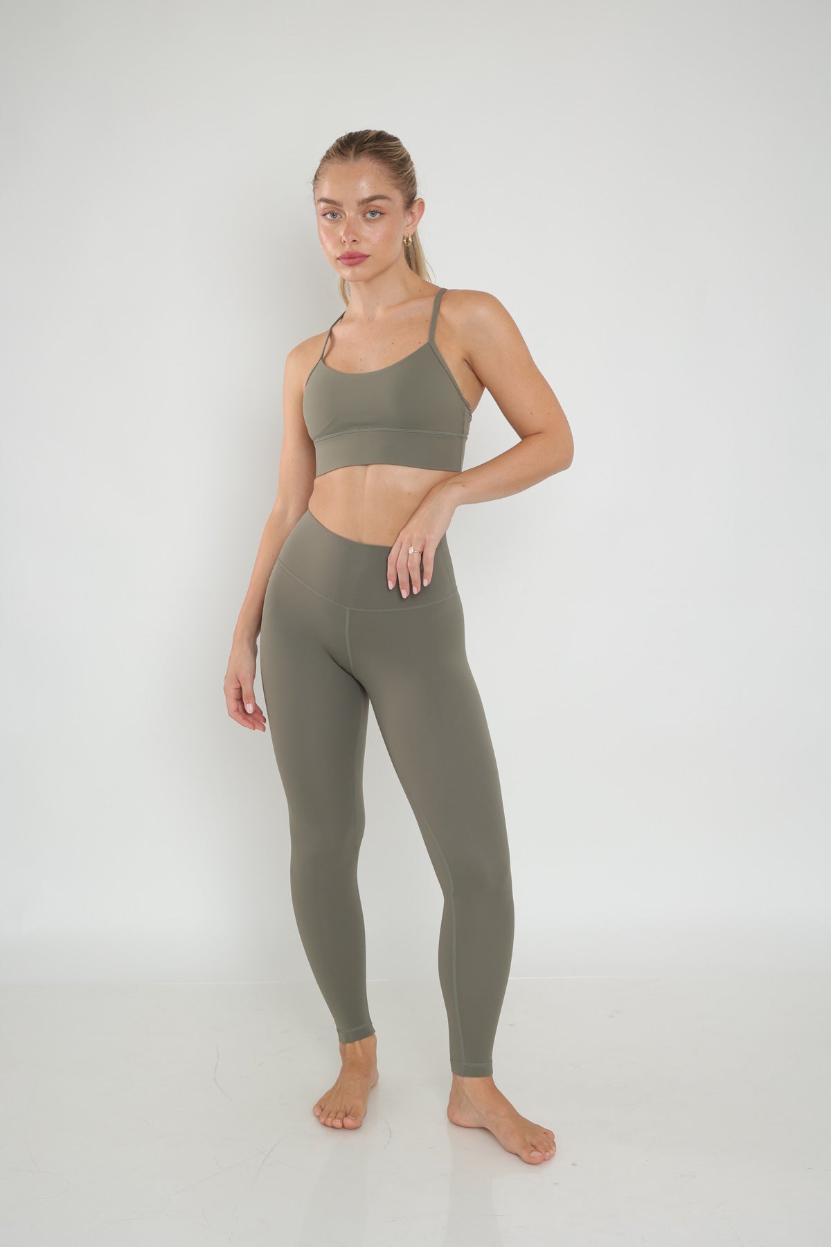 דגם טאי - סט טייץ ארוך וטופ כתפיות-MAR