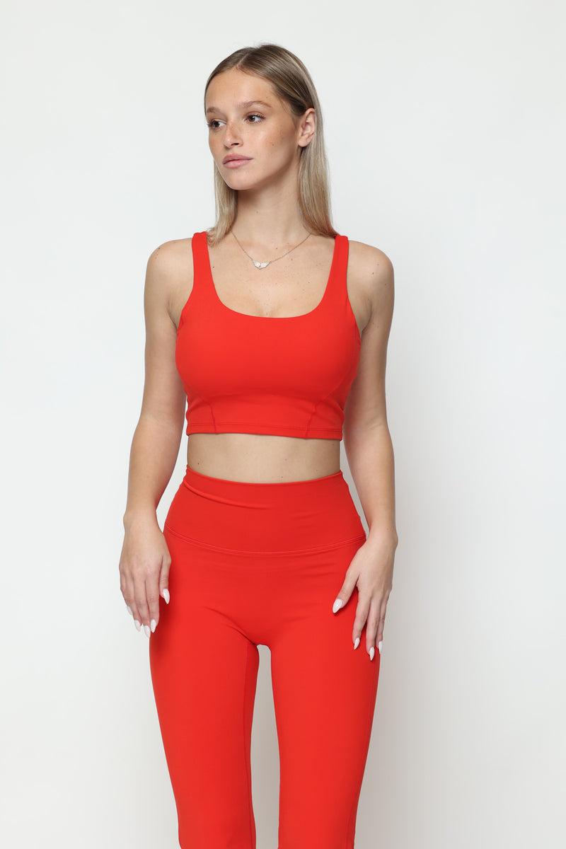 דגם גיין - קרופ טופ כתפיות עבות-MAR