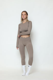 דגם בייקר - טייץ ארוך וחולצה ארוכה-MAR SPORTWEAR