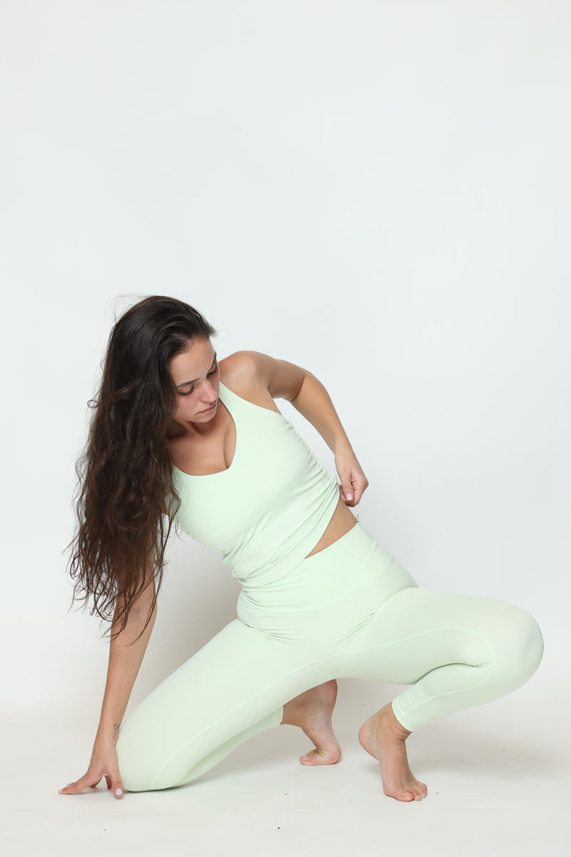 דגם סקיי - טייץ ארוך וחולצת קרופ טופ-MAR SPORTWEAR