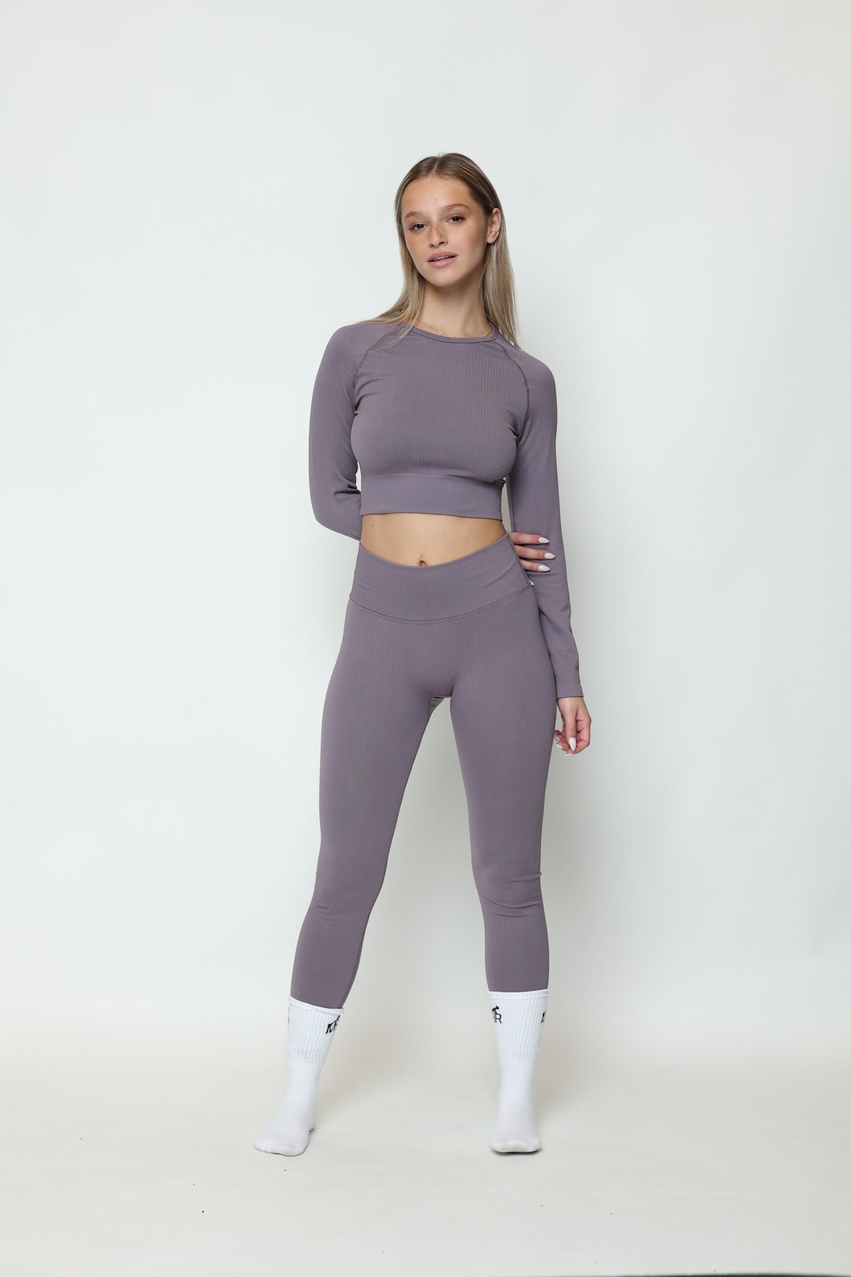 דגם בייקר - טייץ ארוך וחולצה ארוכה-MAR SPORTWEAR