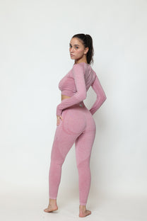 טייץ ארוך וחולצה ארוכה