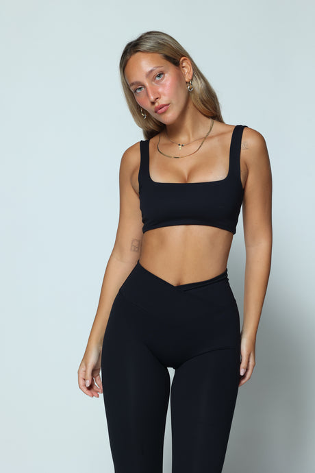 דגם בלייק - טופ כתפיות