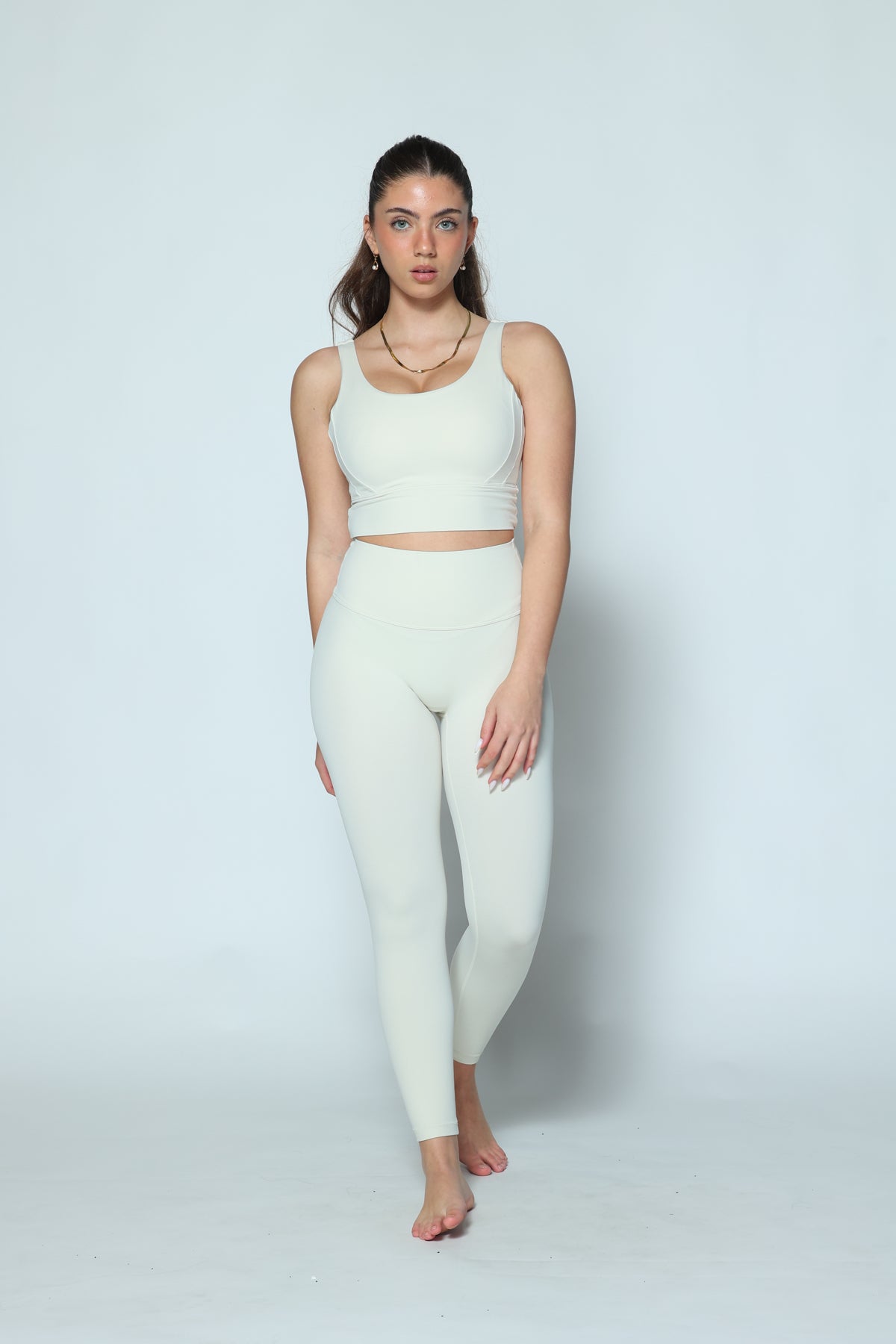 סט דגם אדל - טייץ ארוך וקרופ טופ