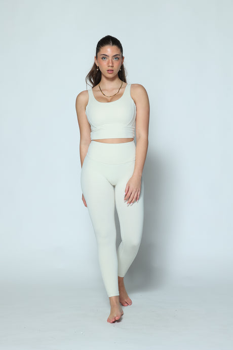 סט דגם אדל - טייץ ארוך וקרופ טופ