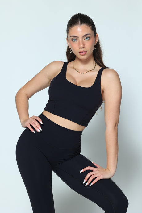 דגם גיין - קרופ טופ כתפיות עבות