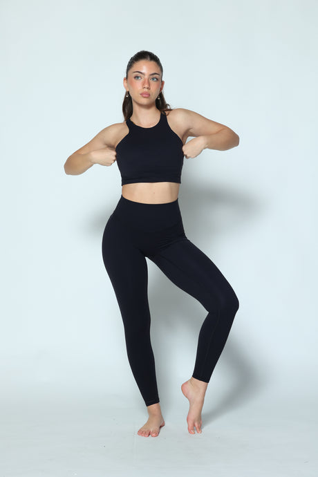 דגם גיין - קרופ טופ כתפיות קולר