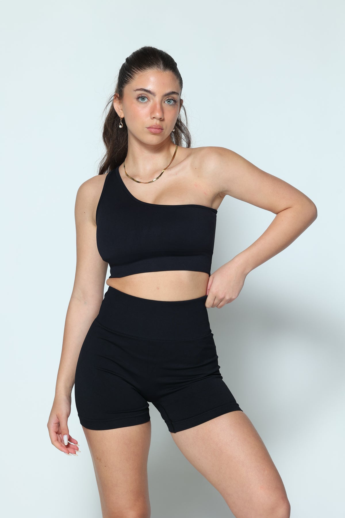 דגם אמה - טייץ קצר מחטב עם כיווצים