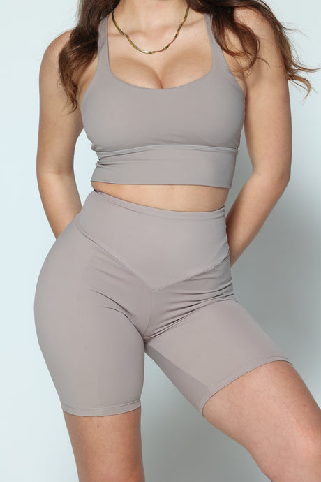 דגם לולה - טייץ קצר מחטב וטופ תואם