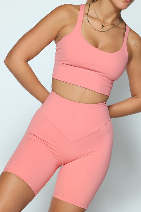 דגם לולה - טייץ קצר מחטב וטופ תואם