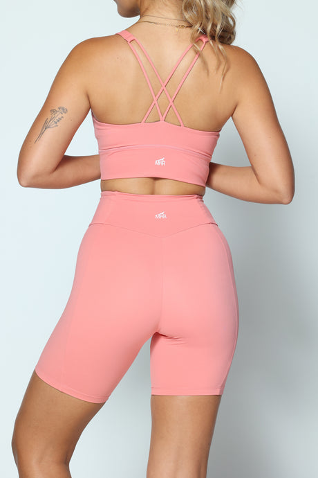 דגם לולה - טייץ קצר מחטב וטופ תואם