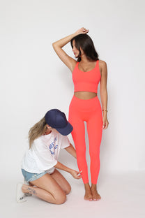 דגם איימי - קרופ טופ כתפיות