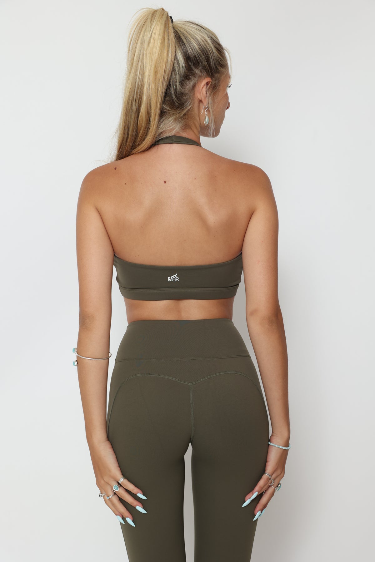 דגם ליה - טופ קולר