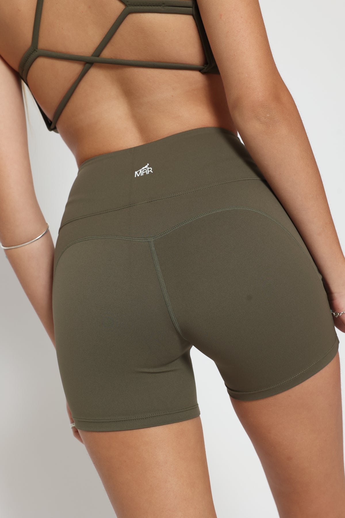 דגם ליה - טייץ קצר מחטב