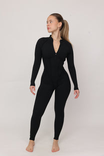 דגם אשלי - אוברול היסטרי עם תפרים בולטים