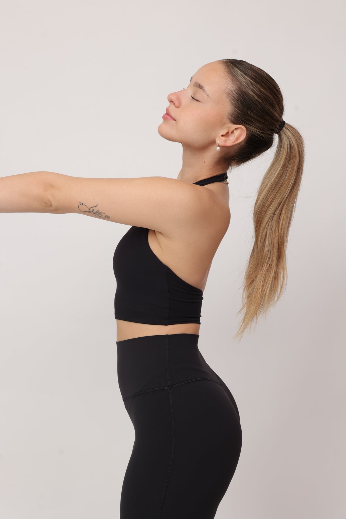 דגם לוסי - טופ קולר